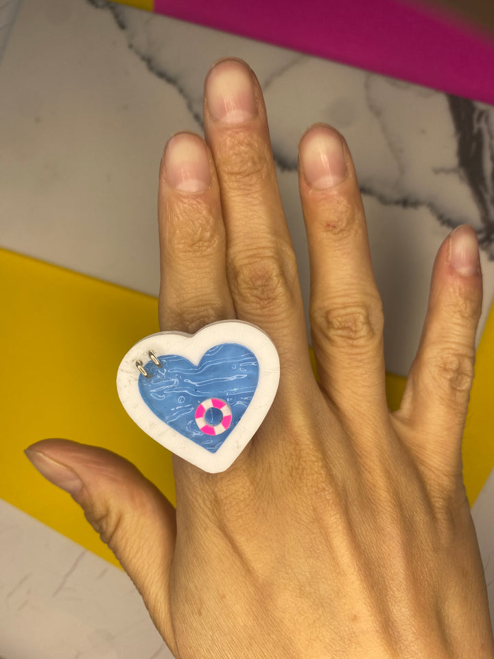 Poolside Love Adjustable Ring (bin D-1030)