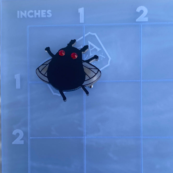 B-grade Mothman Pin (bin D-10-41)