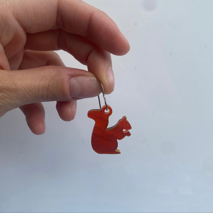 B-grade Transparent Tortoiseshell Brown Squirrel Hook Earrings (bin A-05-06)