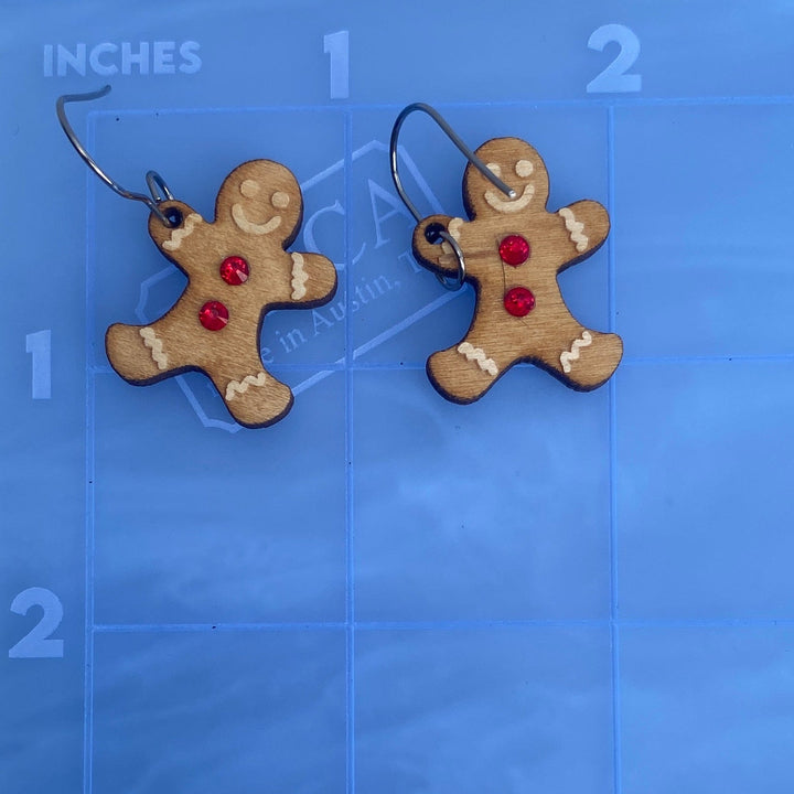 B-grade Gingerbread Men Hook earrings (bin D-10-55)