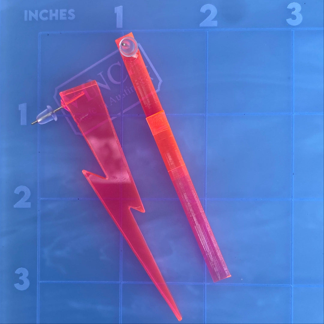 B-Grade pink bolts (bin H-12-01)