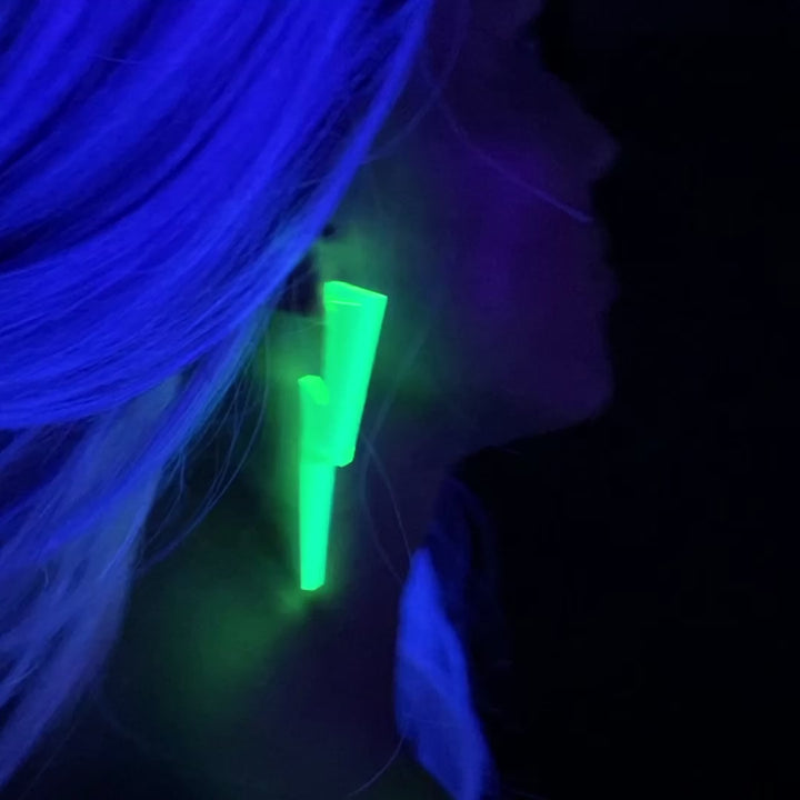 blacklight-reactive-neon-green-chunky-lighting-bolt-earring