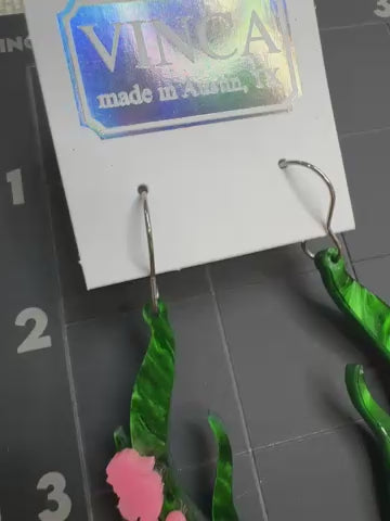 Seaweed and seahorse earrings in pink and green